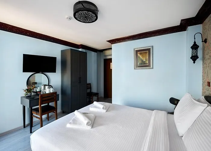 Mytra Hotel